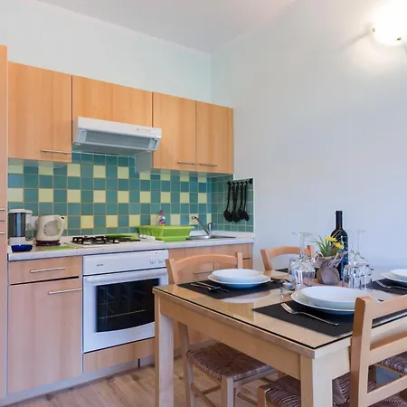 Apartament Milos