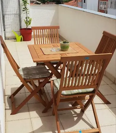 Apartament Milos
