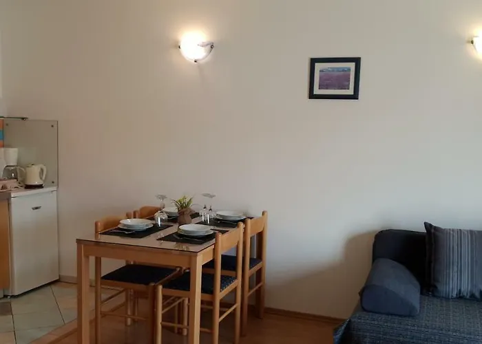 Milos Lägenhet Pula